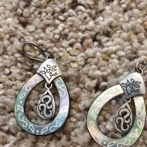 Pierced dangle earings